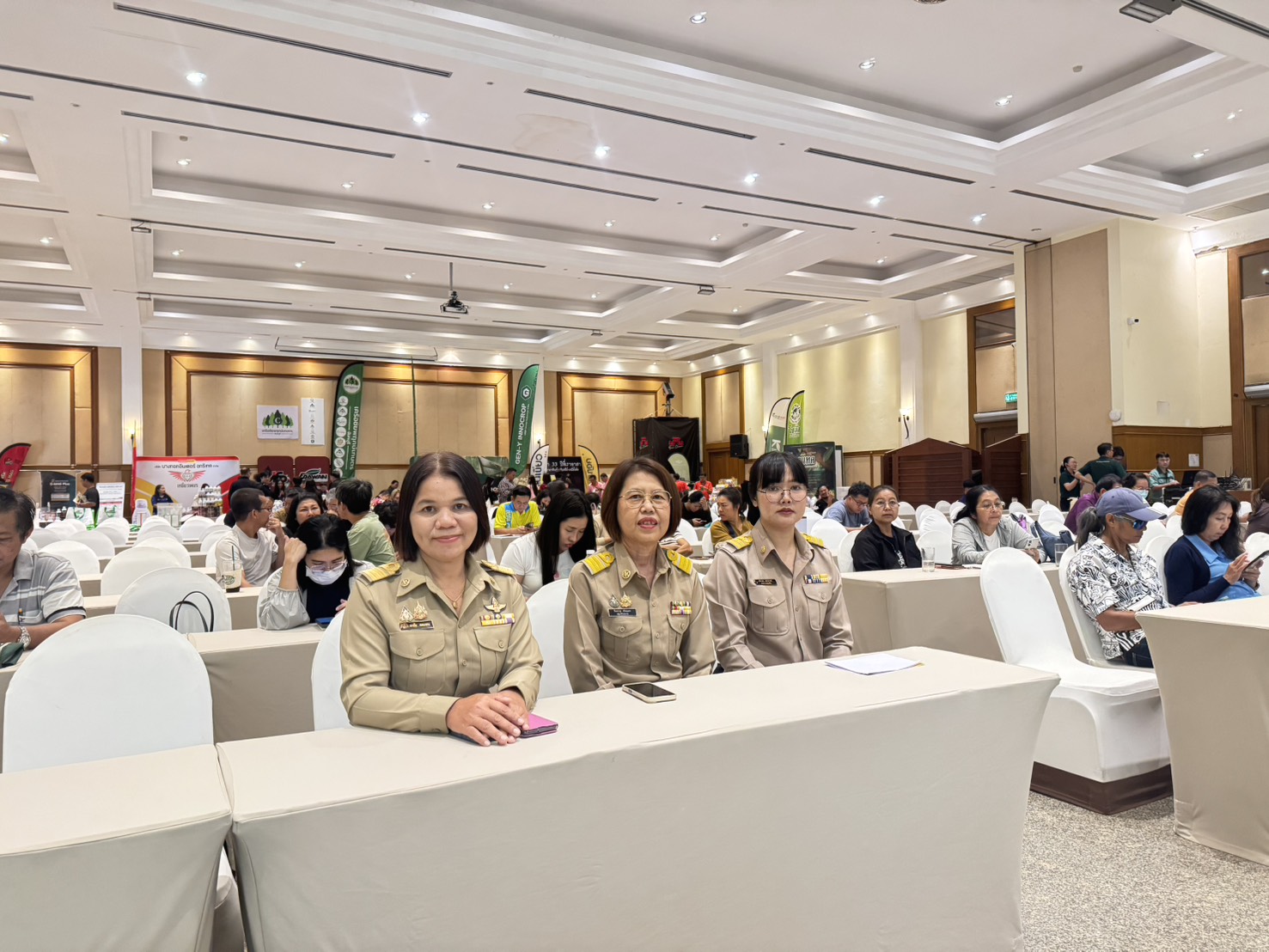 title - ร่วมพิธีลงนามบันทึกความเข้าใจ ระหว่างสำนักงานพัฒนาการวิจัยการเกษตร (องค์การมหาชน) และสมาคมทุเรียนไทย 